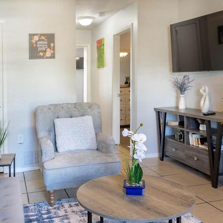 Congeniality And Comfort. All The Essentials With Class, 2 Nights? 2 Weeks? Stay, Relax, Work, Or Go Out For Fun. Arlington Esterno foto